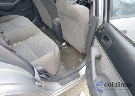 2004 Honda Civic Vp из США, поврежденный, VIN 2HGES16384H560469